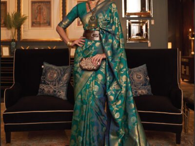 DARK GREEN WEAVED ZARI SAREE